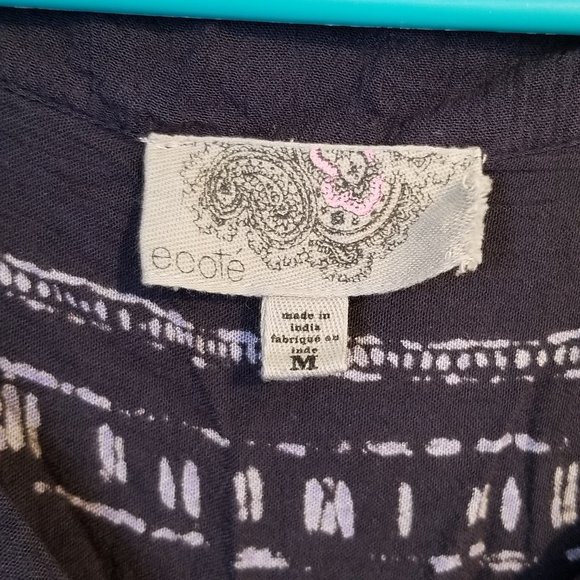 Ecote Sleeveless Romper - Picture 4 of 5